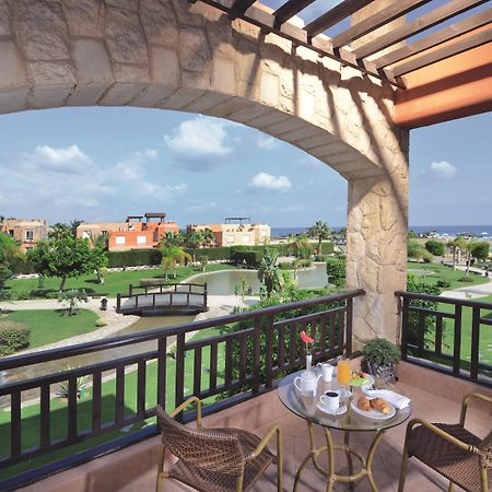 Moevenpick Resort El Sokhna Ain Sukhna Exterior foto View from a balcony